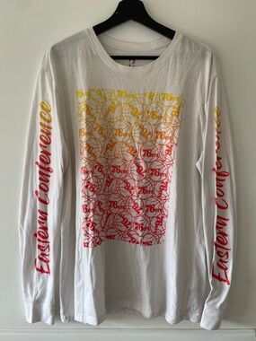 NBA Philadelphia 76ers Long Sleeve Tee Size L